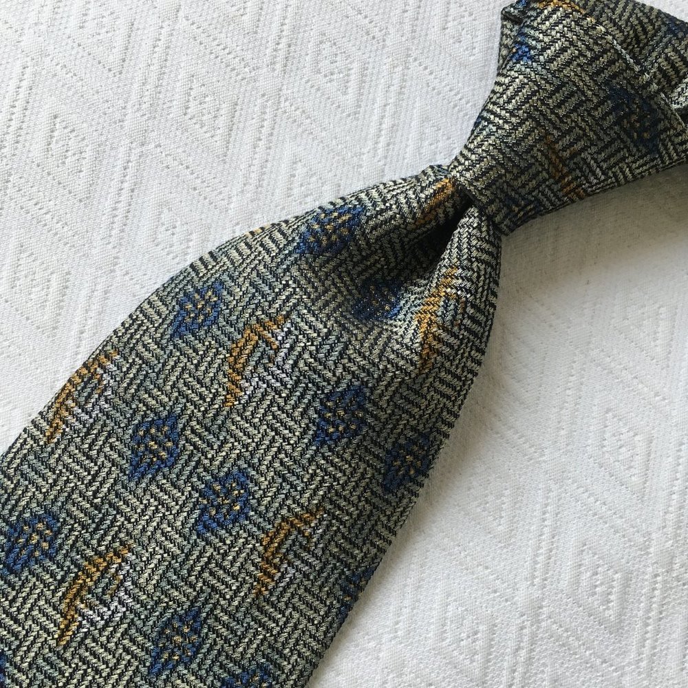 XMI Tan blue geometric silk tie vintage